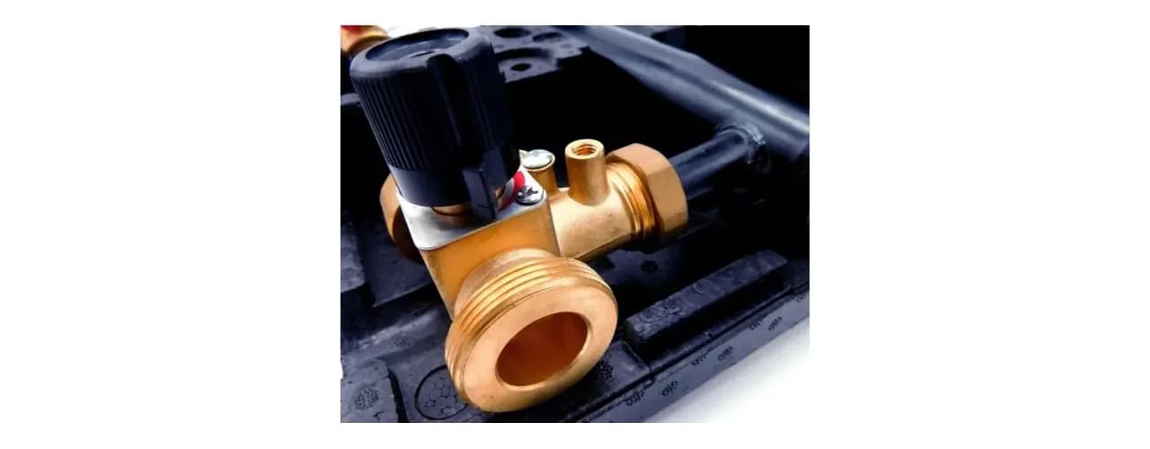 Zawór trójdrożny do CO: Klucz do efektywnego ogrzewania bez awarii